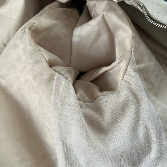 Guess Cream Faux Leather Jacket Moto Feminine Size XL Lightweight Neutral Y2K - Picture 13 of 16